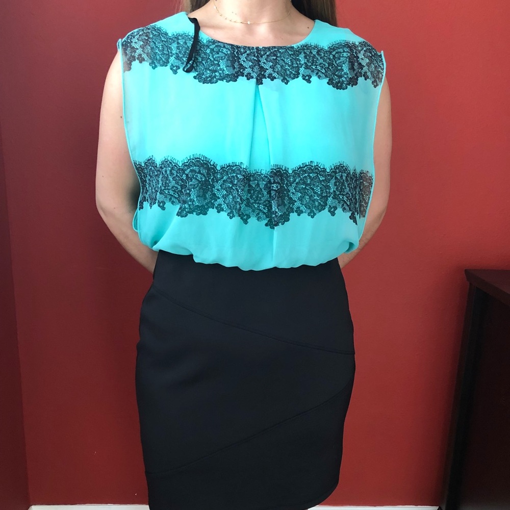 Like New*** SIZE 6, cocktail dress.